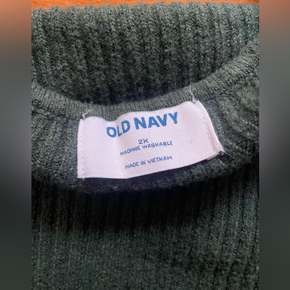 Old Navy Fitted Cropped Square-Neck Rib-Knit Sweater - Picture 3 of 4